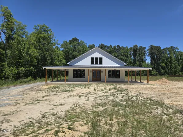 300 Avery Rd, Erwin, NC 28339