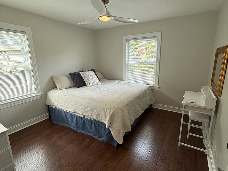2435 Emil Ave — Photo 8