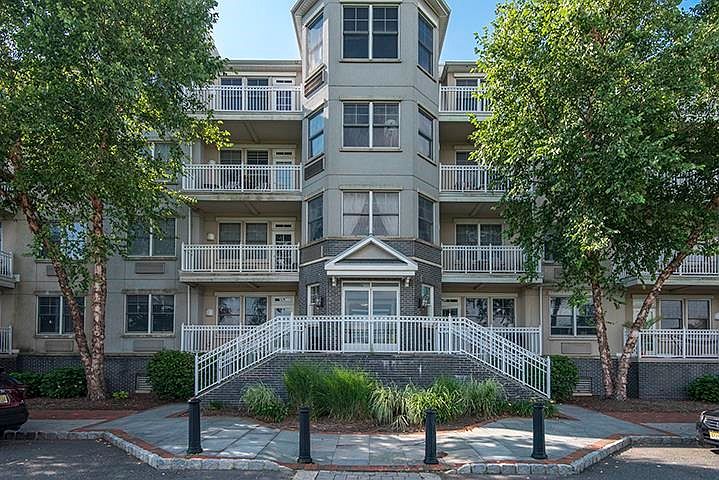 1st image of 15 Enterprise Ct APT 108