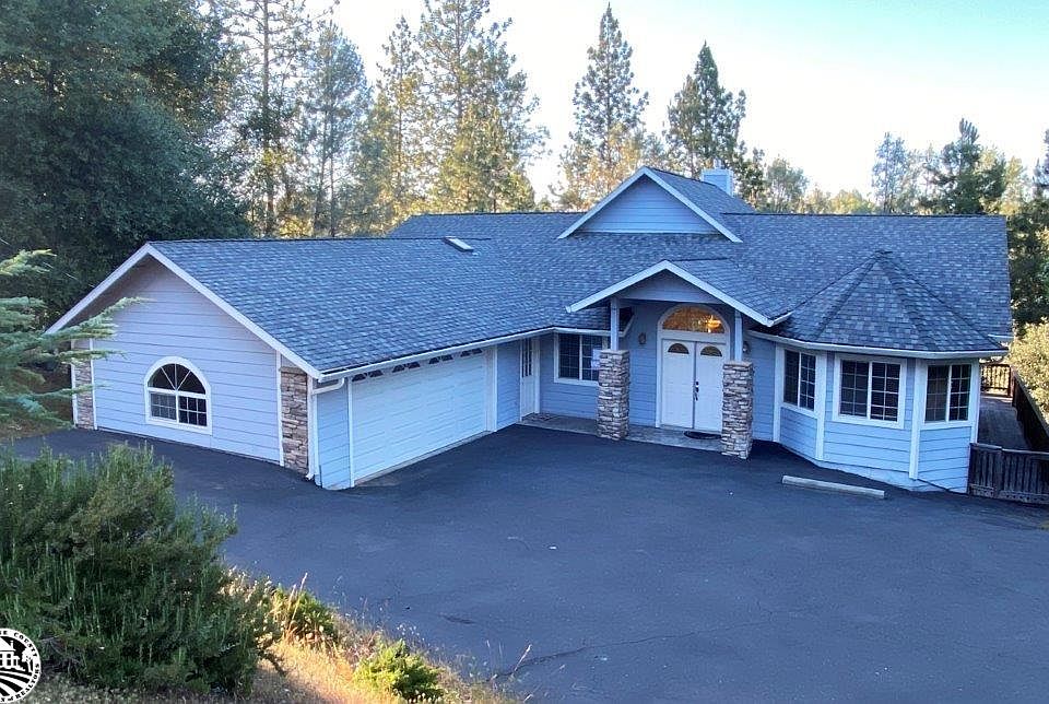 1st image of 12702 Cresthaven Dr #541
