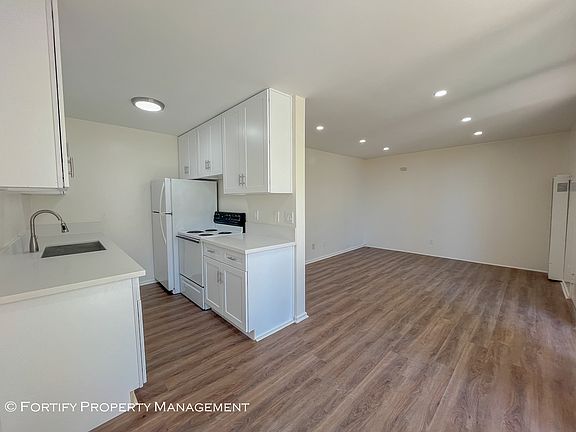 2nd image of 3901 Highland Ave #11128866