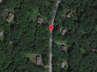 107 Philwood Ln, Milford, PA 18337