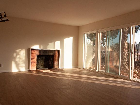 Living Room - Large sliding doors to backyard