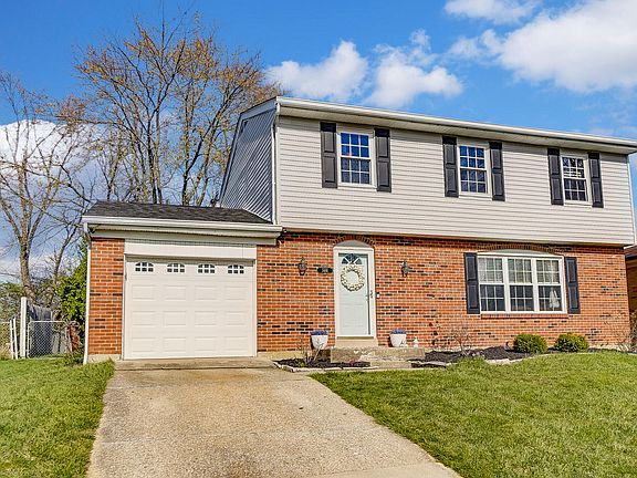 2nd image of 3481 Misty Creek Dr