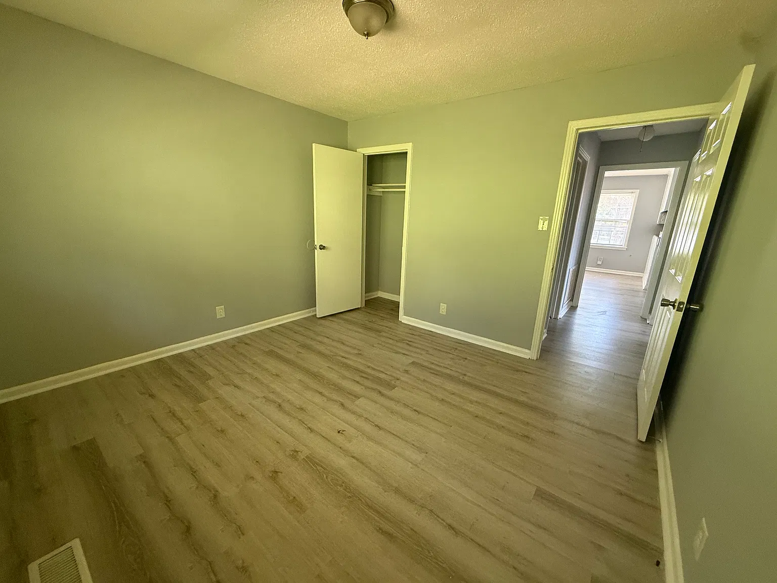 Clayton Dr Duplexes — Photo 4