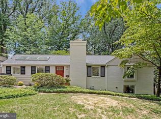 415 Poplar Dr, Falls Church, VA 22046