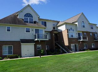 9499 Lakeside Dr, Ypsilanti, MI