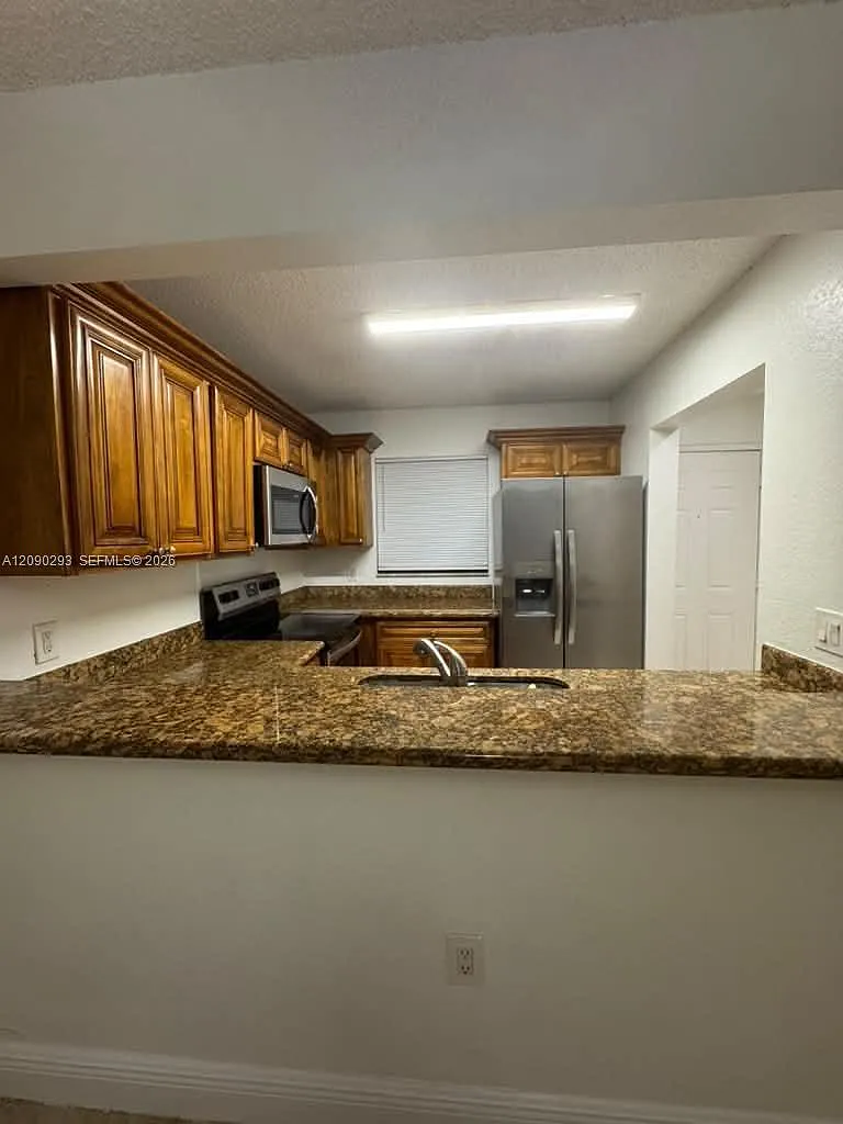 Palm Beach Grande Condo — Photo 2