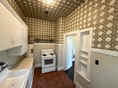 1 bed, 900 sqft, $750 — Photo 2