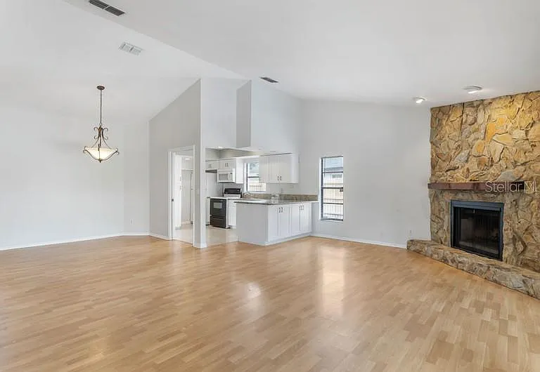 14014 Middleton Way — Photo 8