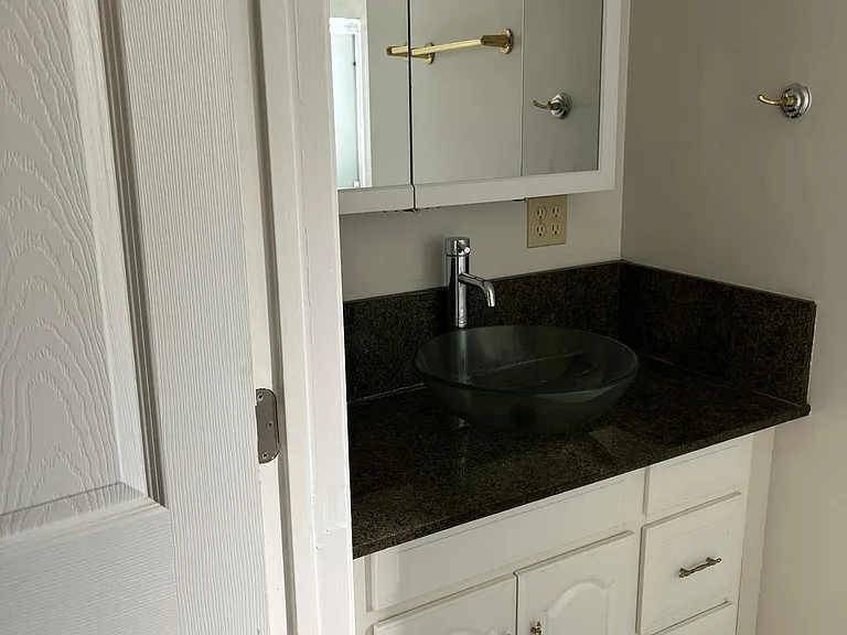 3861 Loma Vista Ave — Photo 3