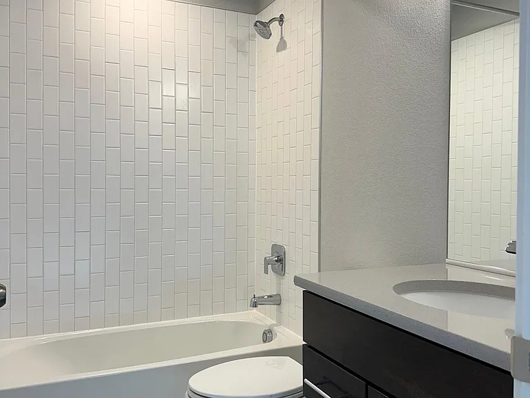 Second Bathroom_1