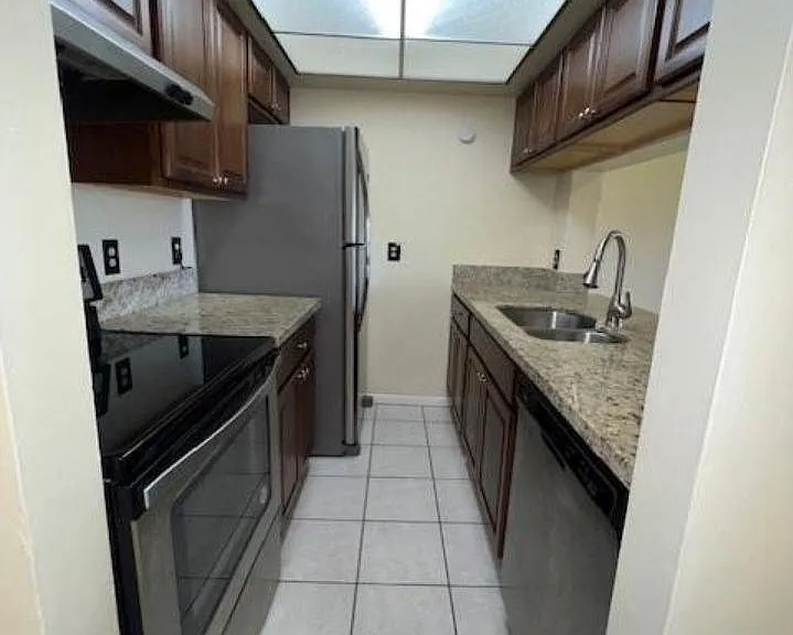 10001 W Atlantic Blvd #116 — Photo 5