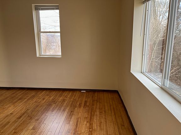 5th image of 743 Eddy St