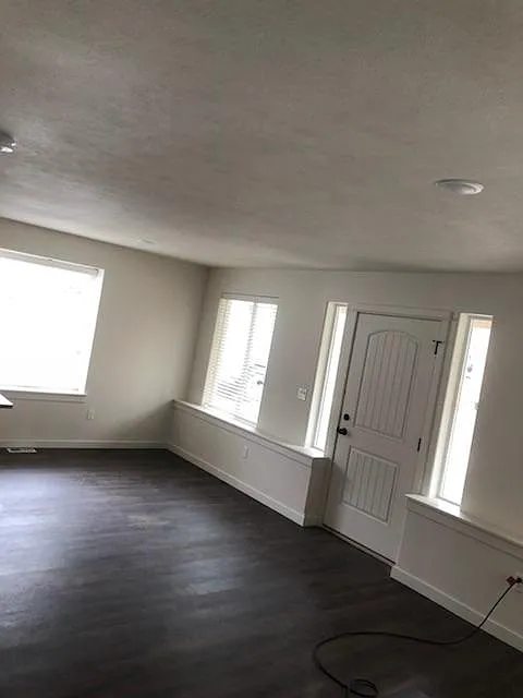 1005 Clockworks Ln — Photo 3