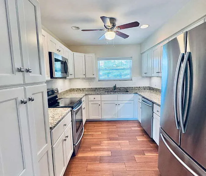 717 Indian Wells Ave — Photo 5