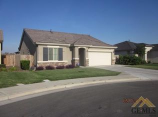 2334 Corte Armendariz, Delano, CA 93215
