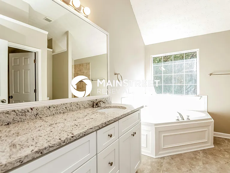 3120 Lake Port Dr — Photo 10
