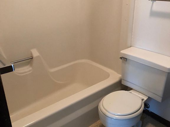 Tub shower combination