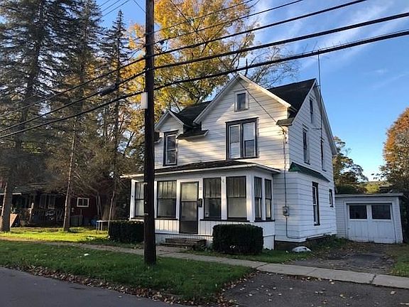 2nd image of 22 Court St