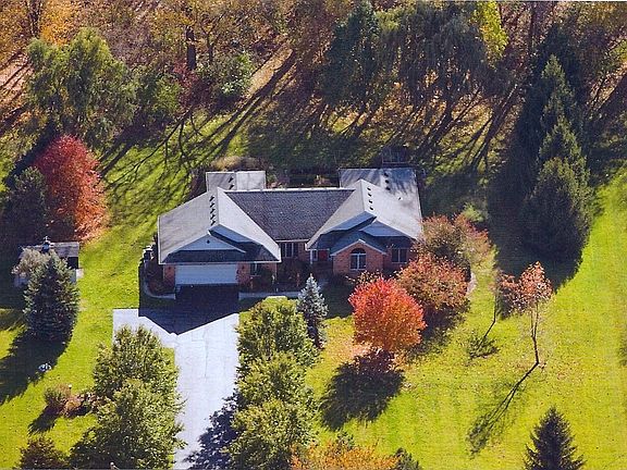 Aerial view 11105 Obee