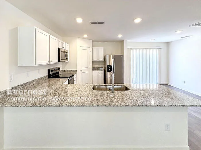 135 Flowering Cherry St — Photo 5