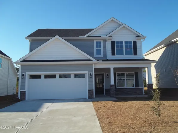 1017 Terraces Lane, Hampstead, NC 28443