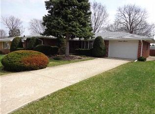 1616 Vassar Rd, Rockford, IL 61103