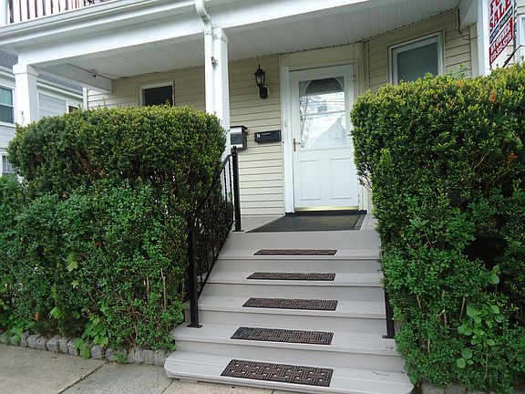 5th image of 31 Beckford St #1