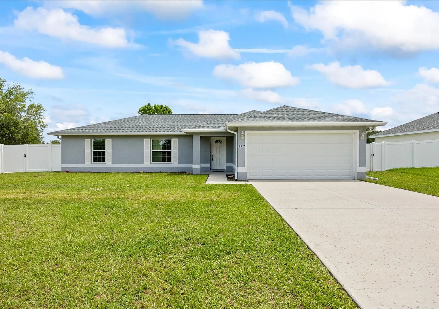 Marion Oaks — Photo 1