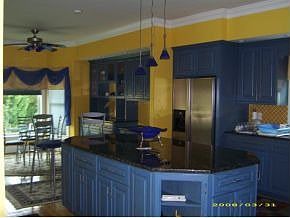 5th image of 4117 Shady Oaks Dr