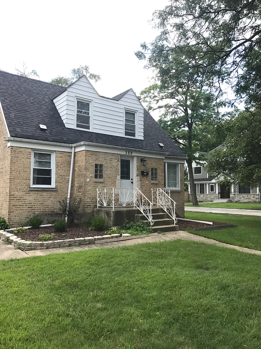 389 S West Ave photo 1