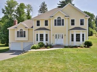 5 Copley Dr, Northborough, MA 01532