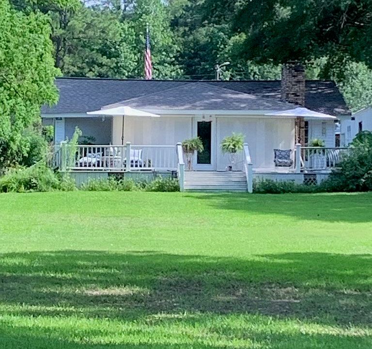 1st image of 306 Pine St