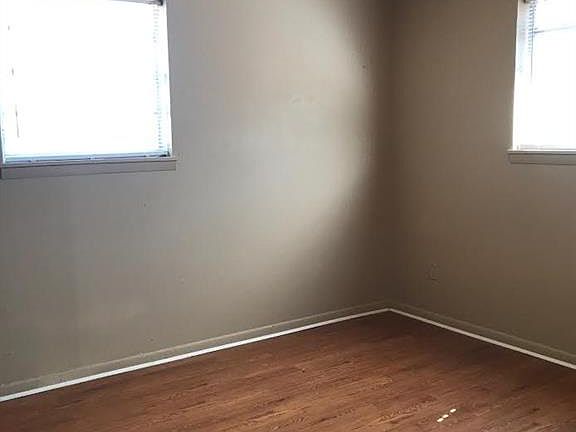 5th image of 2235 Lowden St