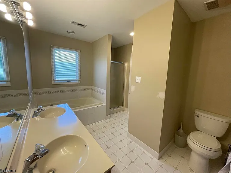 12 Seaside Ct — Photo 15