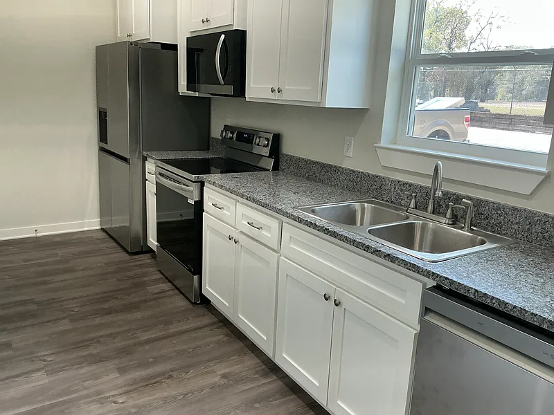 3 bed, 1.5 bath, 960 sqft, $1,500 — Photo 4