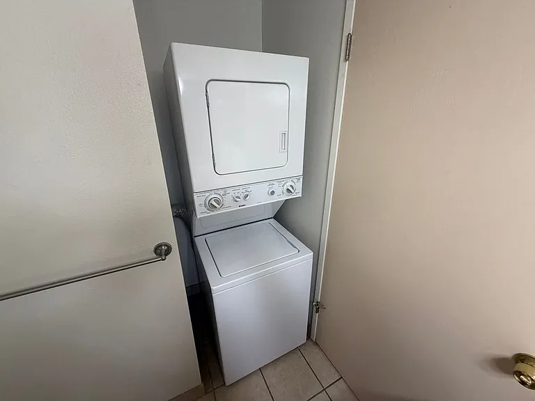52 Kopi Ln #11-204 — Photo 11
