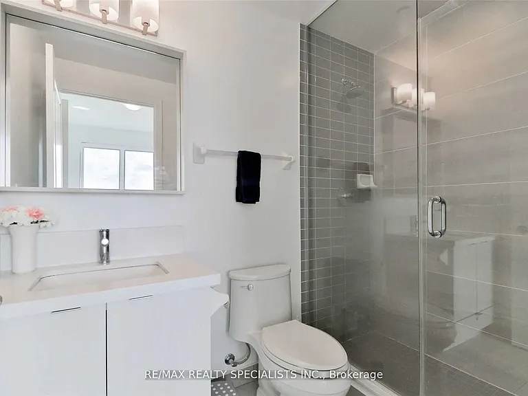 4677 Glen Erin Dr #1110 — Photo 11