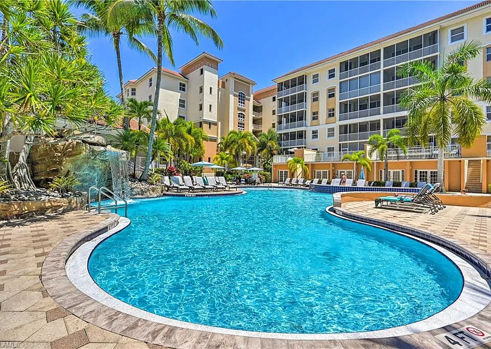 410 Flagship Dr #305