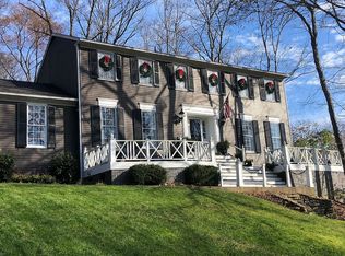 1811 Round Ridge Rd, Riverwood, KY 40207