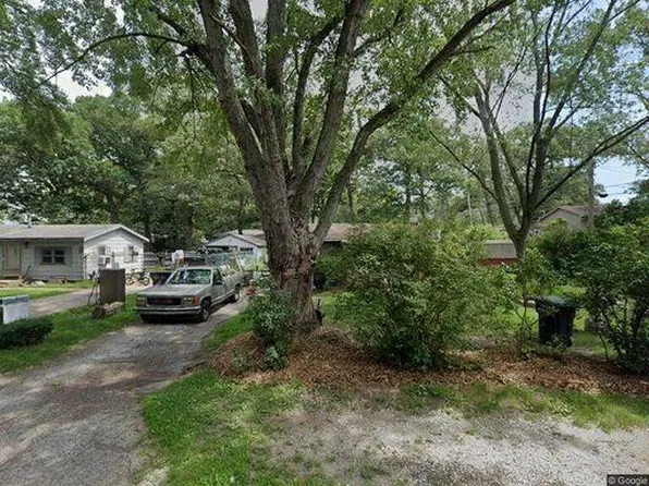 2355 Plymouth St, Portage, IN 46368