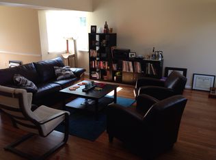 1204 Paramore Dr, Virginia Beach, VA 23454