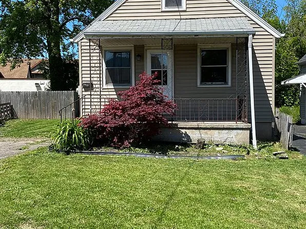 2926 Portland St, Niagara Falls, NY 14305