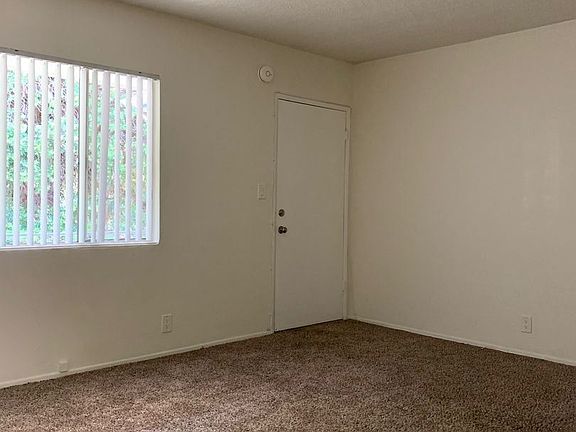 2nd image of 1549 S Westgate Ave APT 6