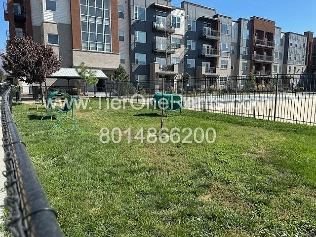 8272 S Bellingham Dr — Photo 18