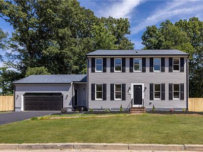 4 Meggan Ct, West Warwick, RI, 02893