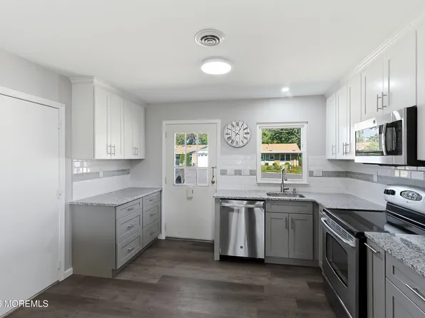 44 Buckingham Drive #B, Manchester, NJ 08759