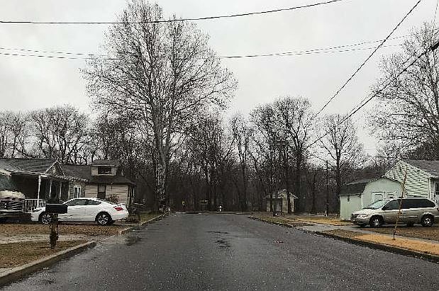 2nd image of 1307 Walnut Ave
