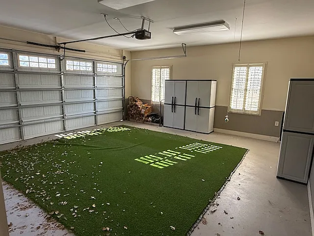 Garage inside